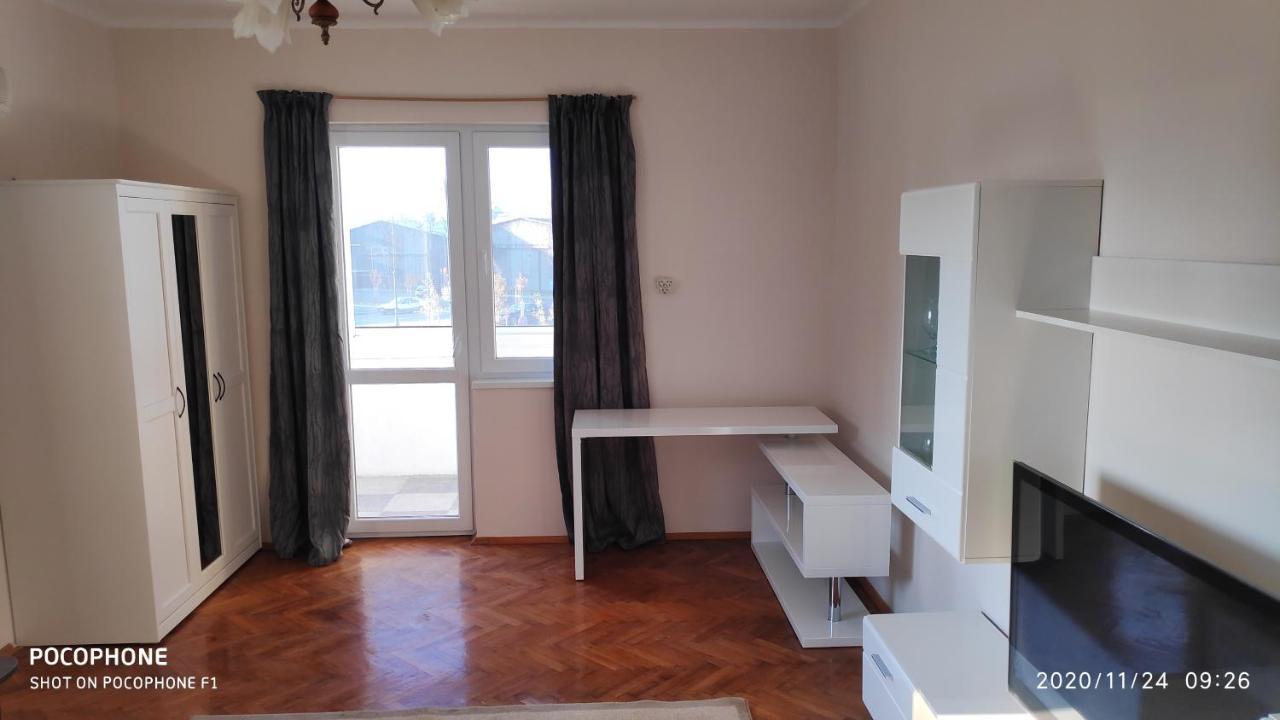 Unique Location Apartment With Parking Burgas ภายนอก รูปภาพ