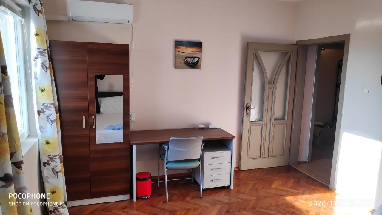 Unique Location Apartment With Parking Burgas ภายนอก รูปภาพ