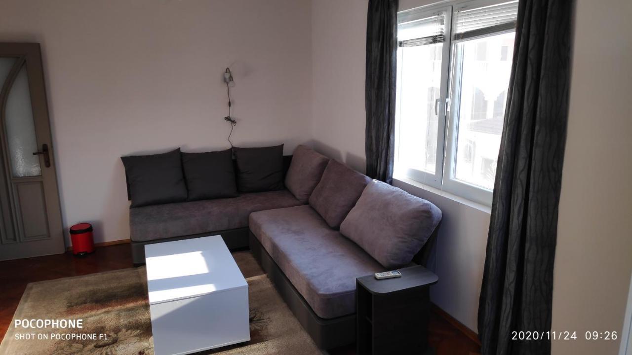 Unique Location Apartment With Parking Burgas ภายนอก รูปภาพ